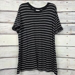 Maurices 24/7 Striped Top Black White Short Sleeve XL
